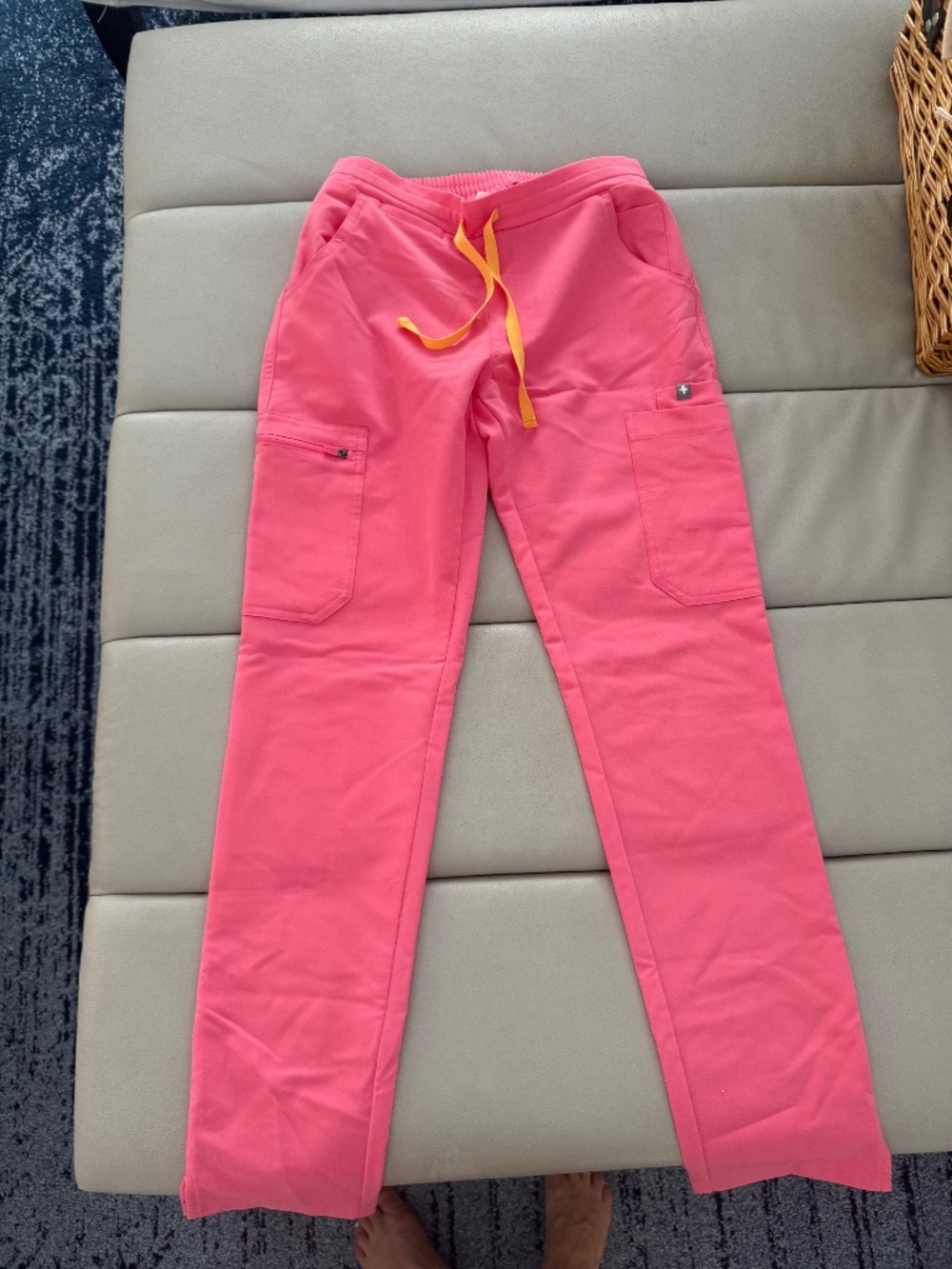 Figs scrubs bottoms pink with orange never worn XXS